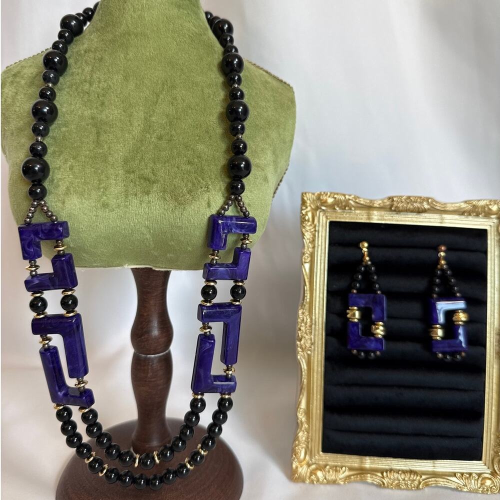Purple Lucite Geometric Necklace & Earrings Set Made in Hong Kong 1960s–70s